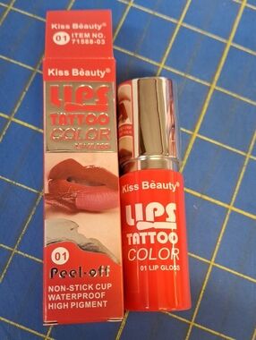 Kiss Beauty LIPS Tattoo Color Lip Gloss - Red 01 New